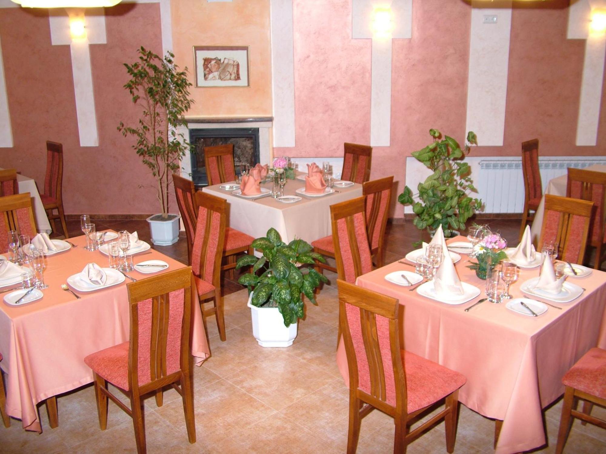 Family Hotel Gabrowo Zewnętrze zdjęcie
