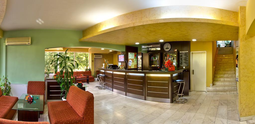 Family Hotel Gabrowo Zewnętrze zdjęcie
